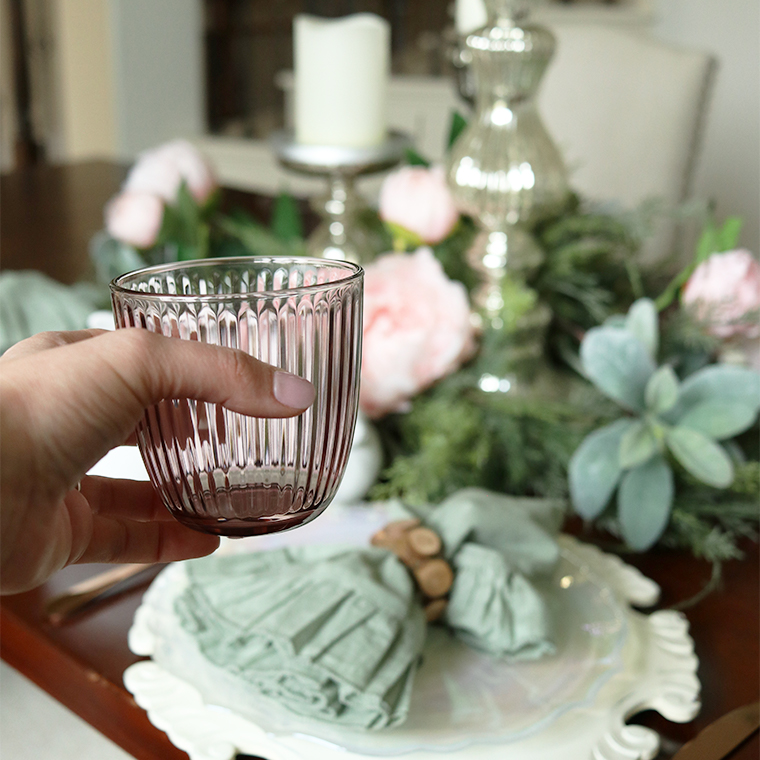 Tips to Styling a Spring Tablescape